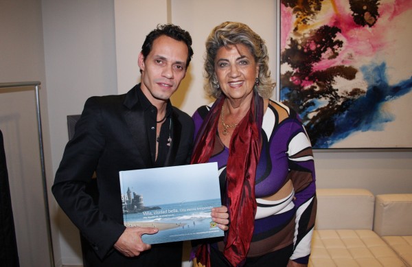 Alcaldesa Virginia Reginato, Marcc Anthony