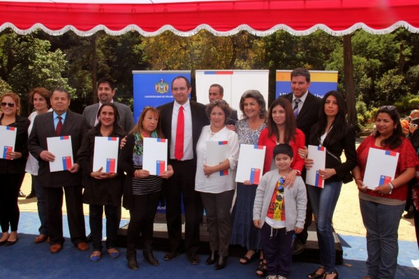 Alcaldesa Virginia Reginato - Entrega Subsidios_03