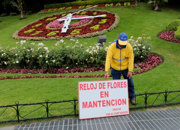 Municipalidad de Viña del Mar, reloj en mantencion