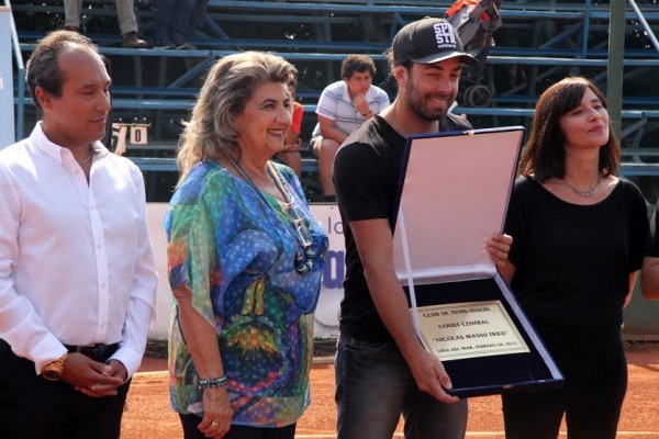 Alcaldesa Virginia Reginato, club tenis Nicolás Massú, 3