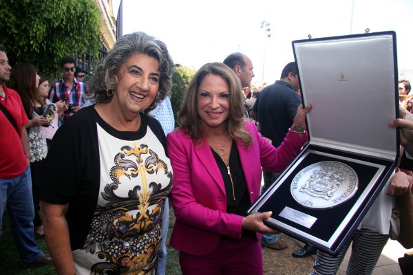 Alcaldesa Virginia Reginato, visita ilustre doctora polo 5