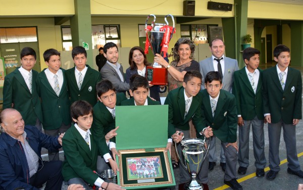 Alcaldesa Virginia Reginato, despedida sub 12, 1