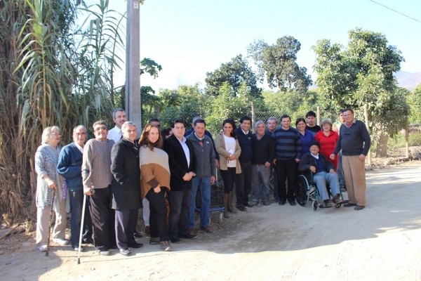 Autoridades y vecinos Esterillo