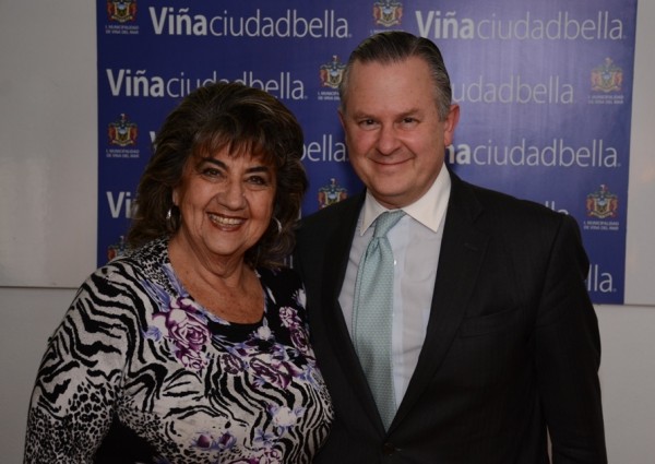 Alcaldesa Virginia Reginato - Nuevo Director Chilevisión