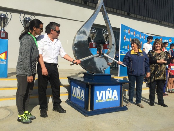 Alcaldesa Virginia Reginato, olimpiada escolar 1