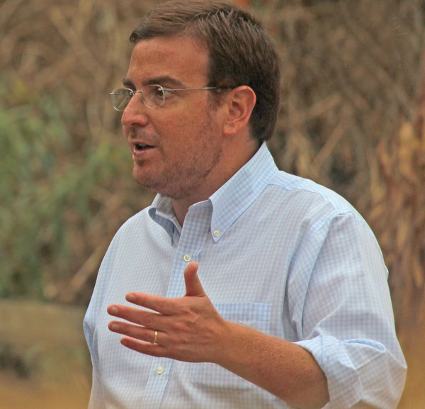 andres silva en terreno