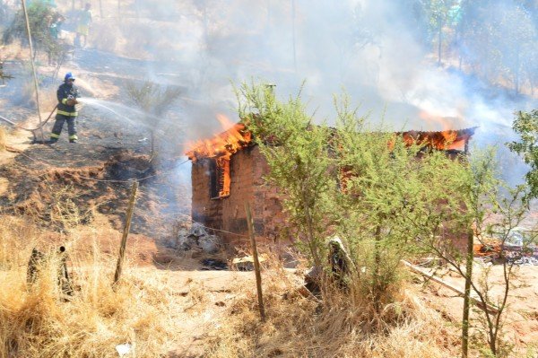 La vivienda resultó totalmente destruida