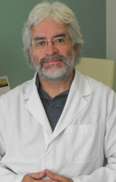 Dr. Enzo Rivera, neurólogo CCdM
