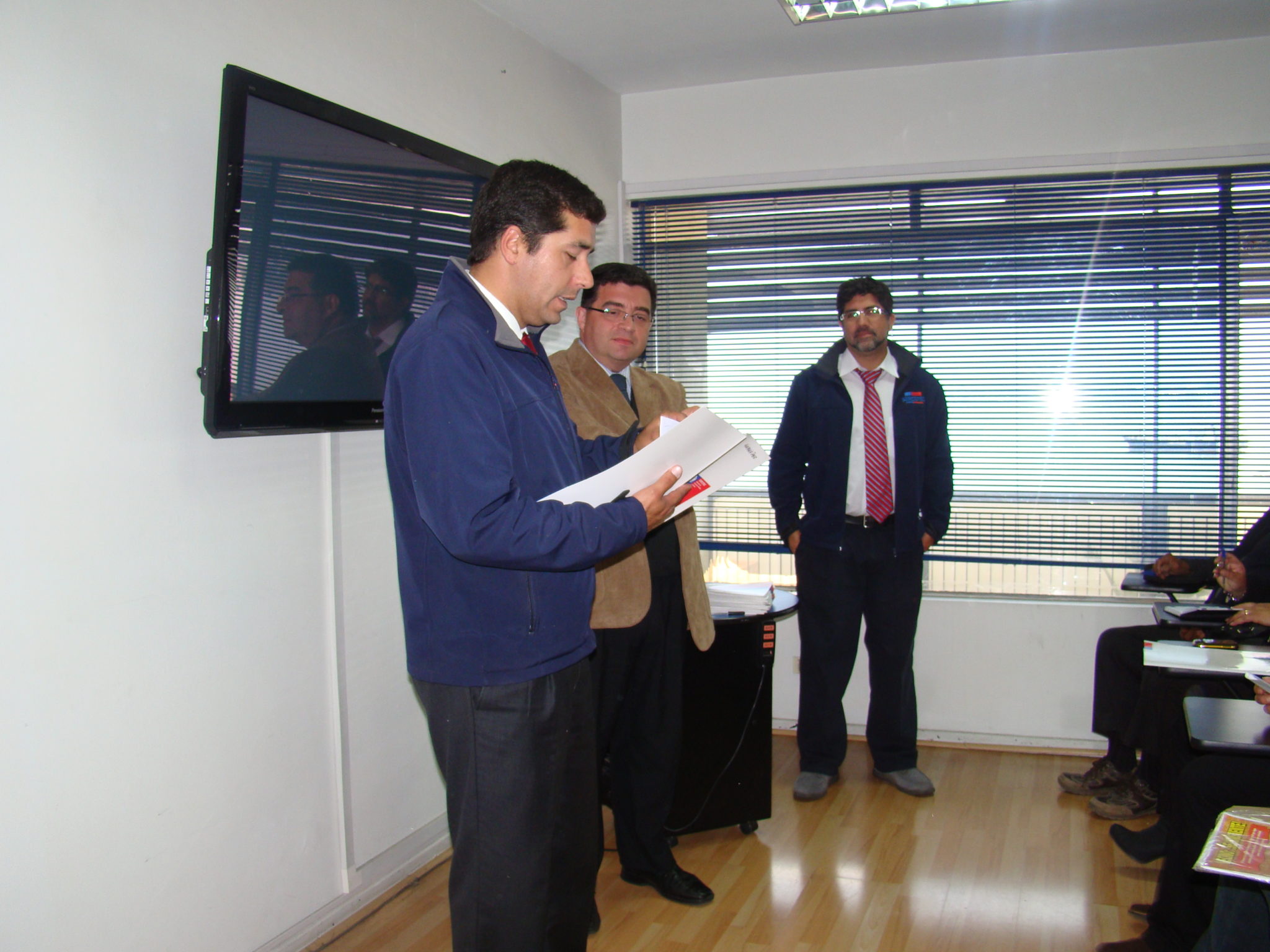 34 DAMNIFICADOS DE LOS INCENDIOS DE RODELILLO, PLACERES Y MARIPOSA FUERON BENEFICIADOS POR SERCOTEC.