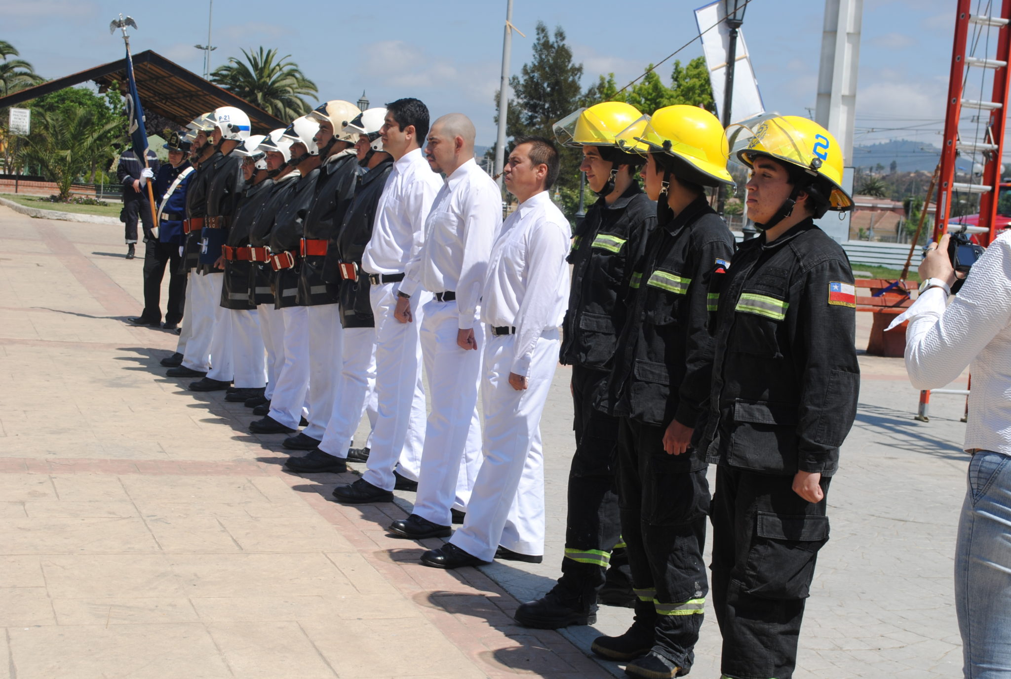 TRES NUEVOS INTEGRANTES PARA BOMBEROS DE VILLA ALEMANA