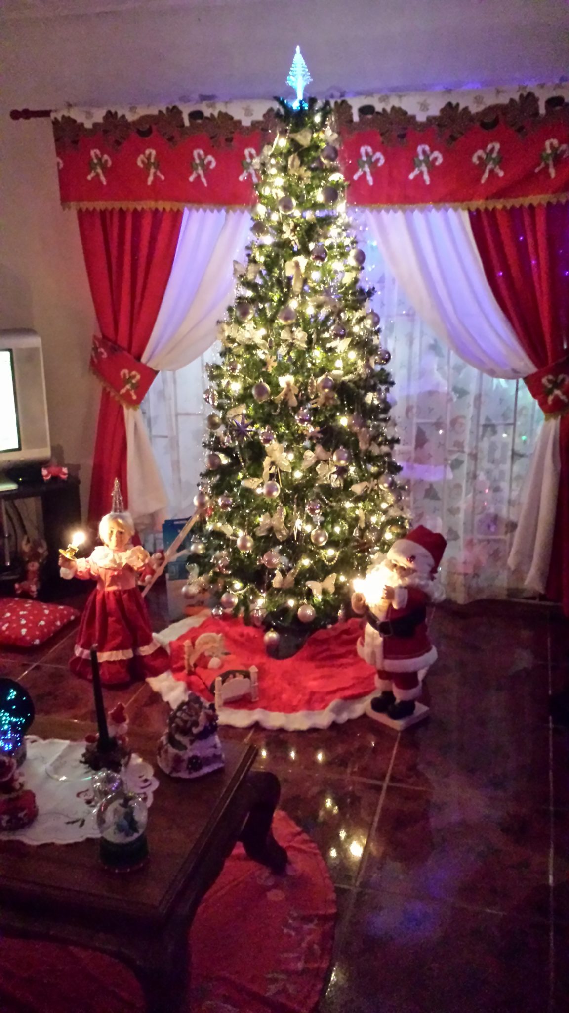 Casas de Navidad – 2 (Galería de Imágenes)