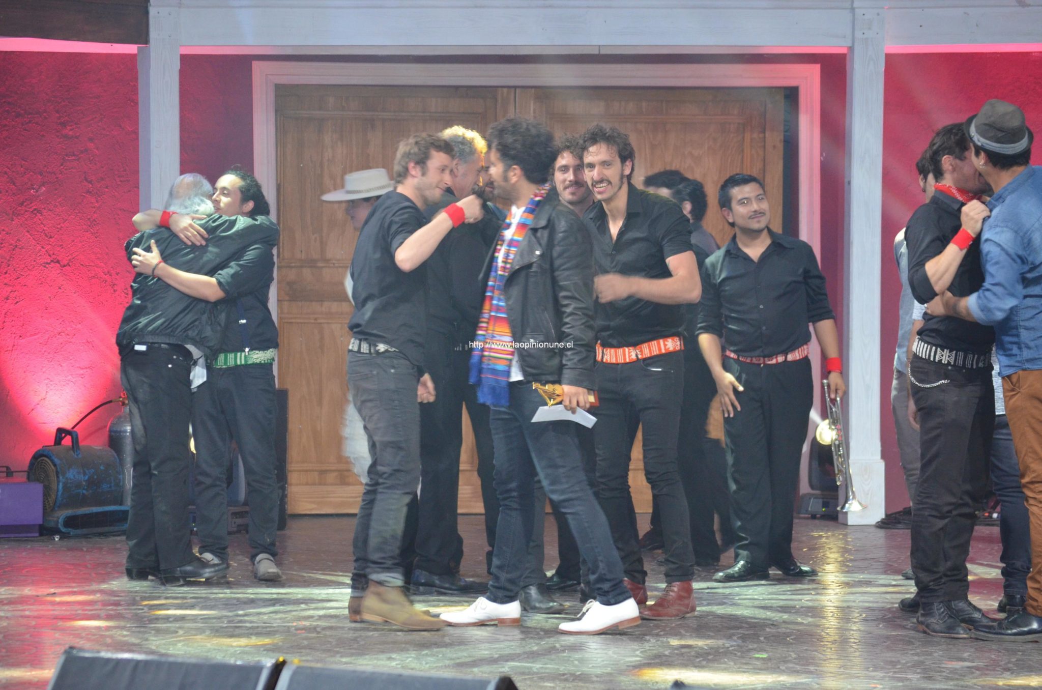 Con “Sube a nacer conmigo hermano”, Silvestre es el grupo ganador en Olmué 2014