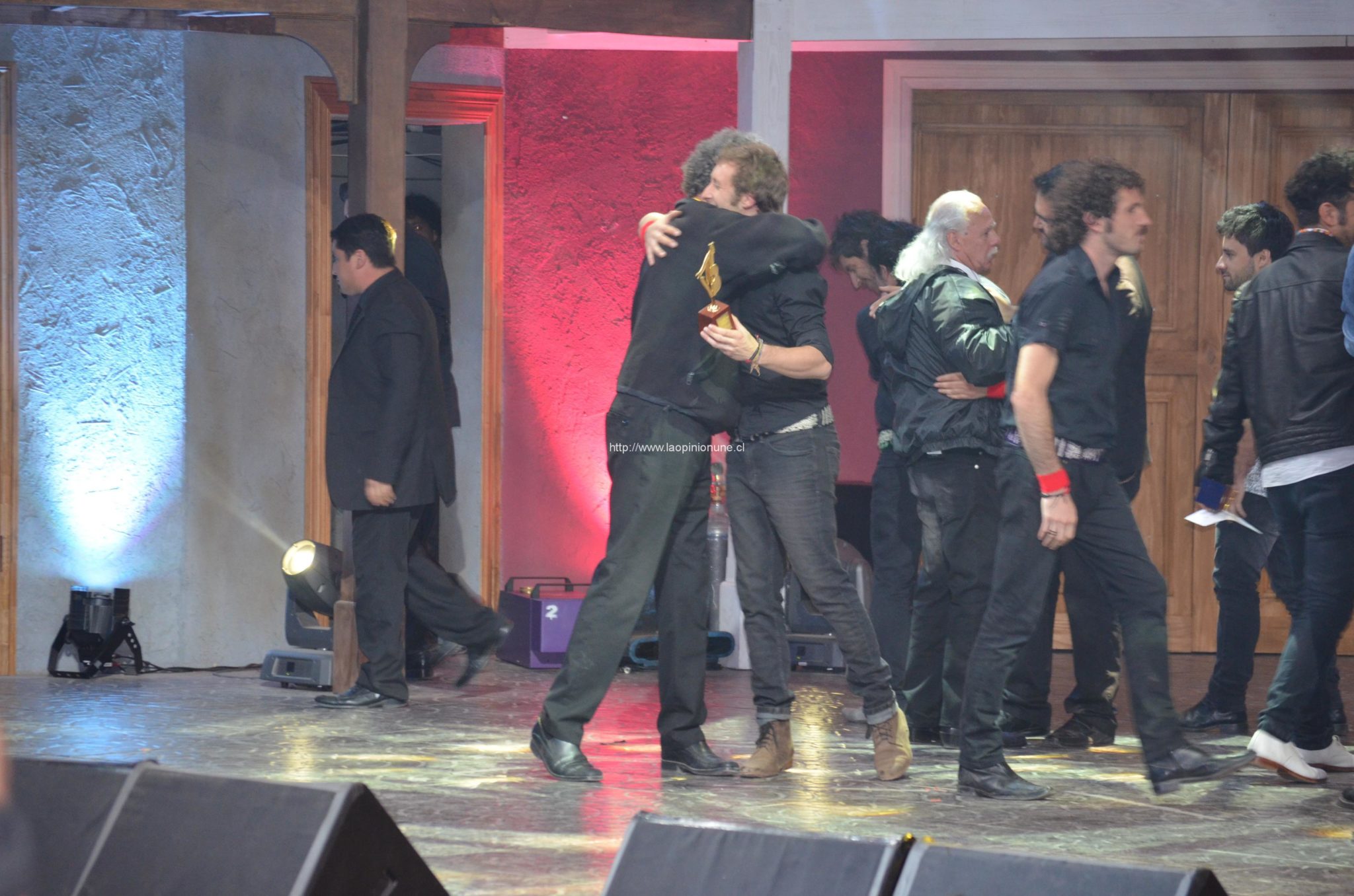 Con “Sube a nacer conmigo hermano”, Silvestre es el grupo ganador en Olmué 2014