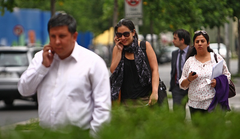 TELEFONÍA MÓVIL SUFRIRÁ FUERTE BAJA DESDE EL 25 DE ENERO