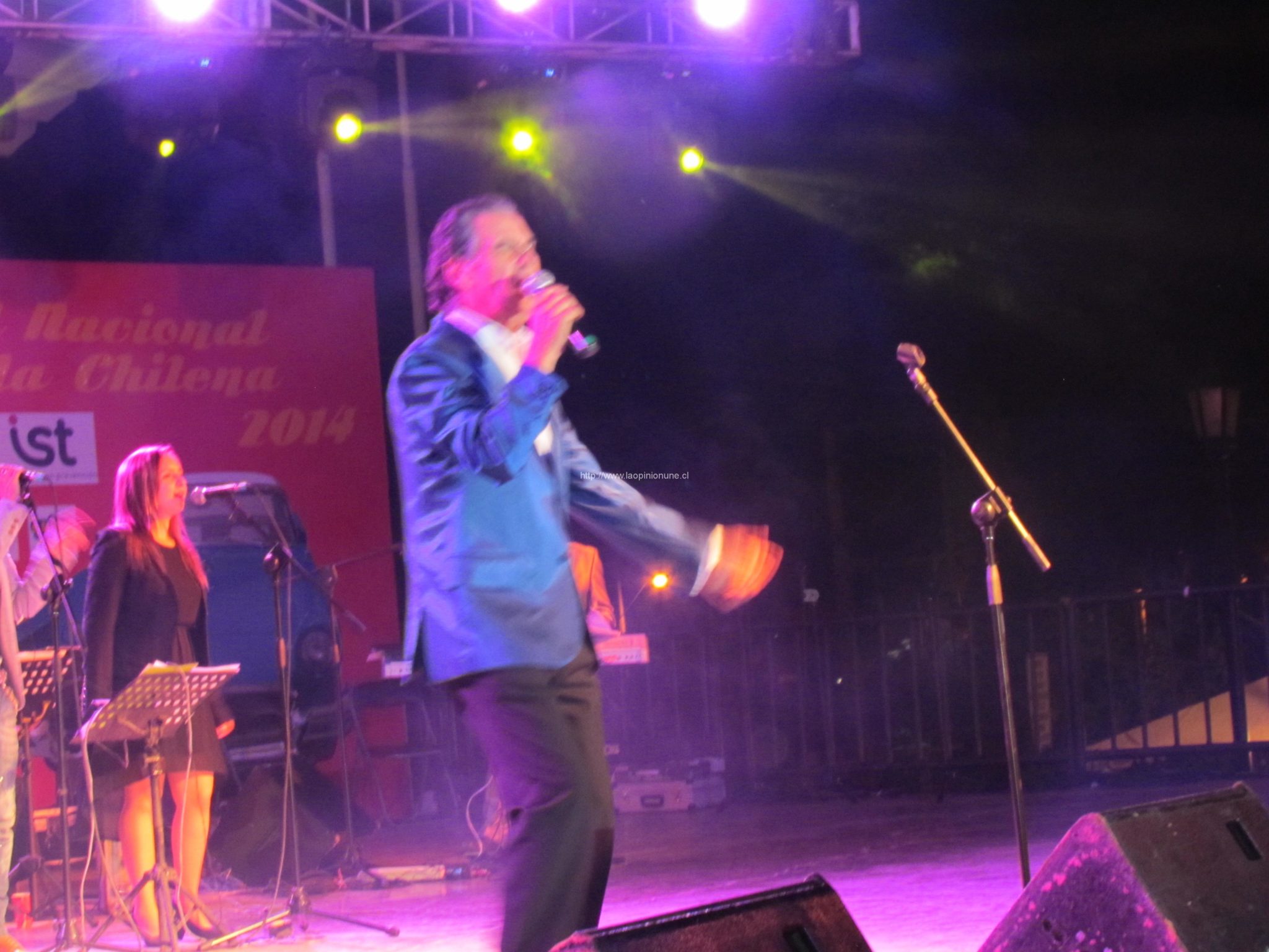 Espectacular primera noche IV Festival Nacional de La Nueva Ola Chilena