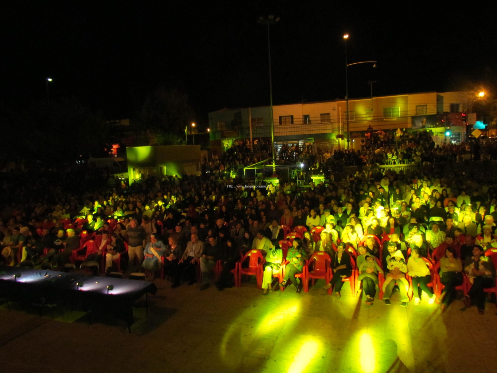 Espectacular primera noche IV Festival Nacional de La Nueva Ola Chilena