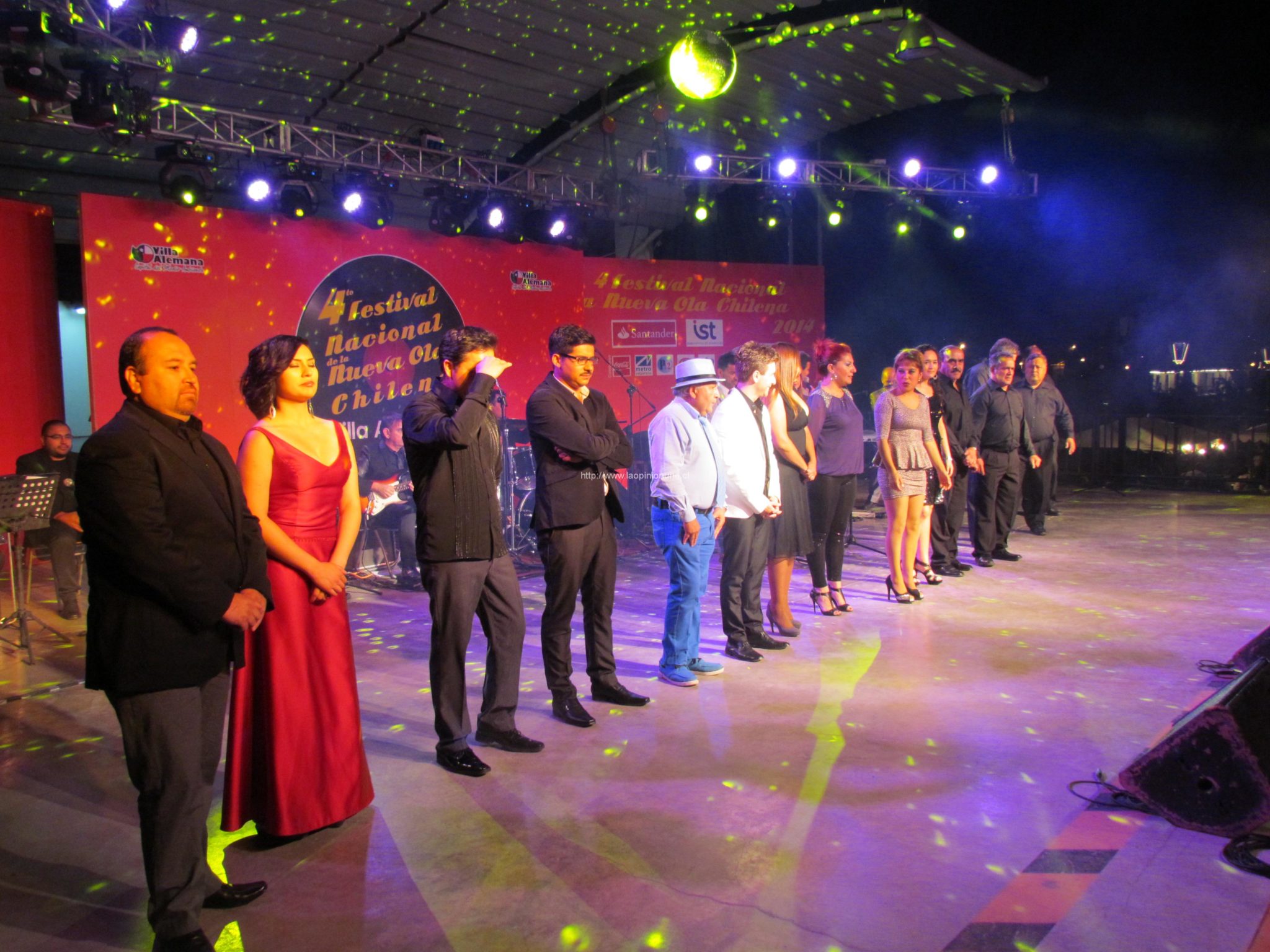 Espectacular primera noche IV Festival Nacional de La Nueva Ola Chilena