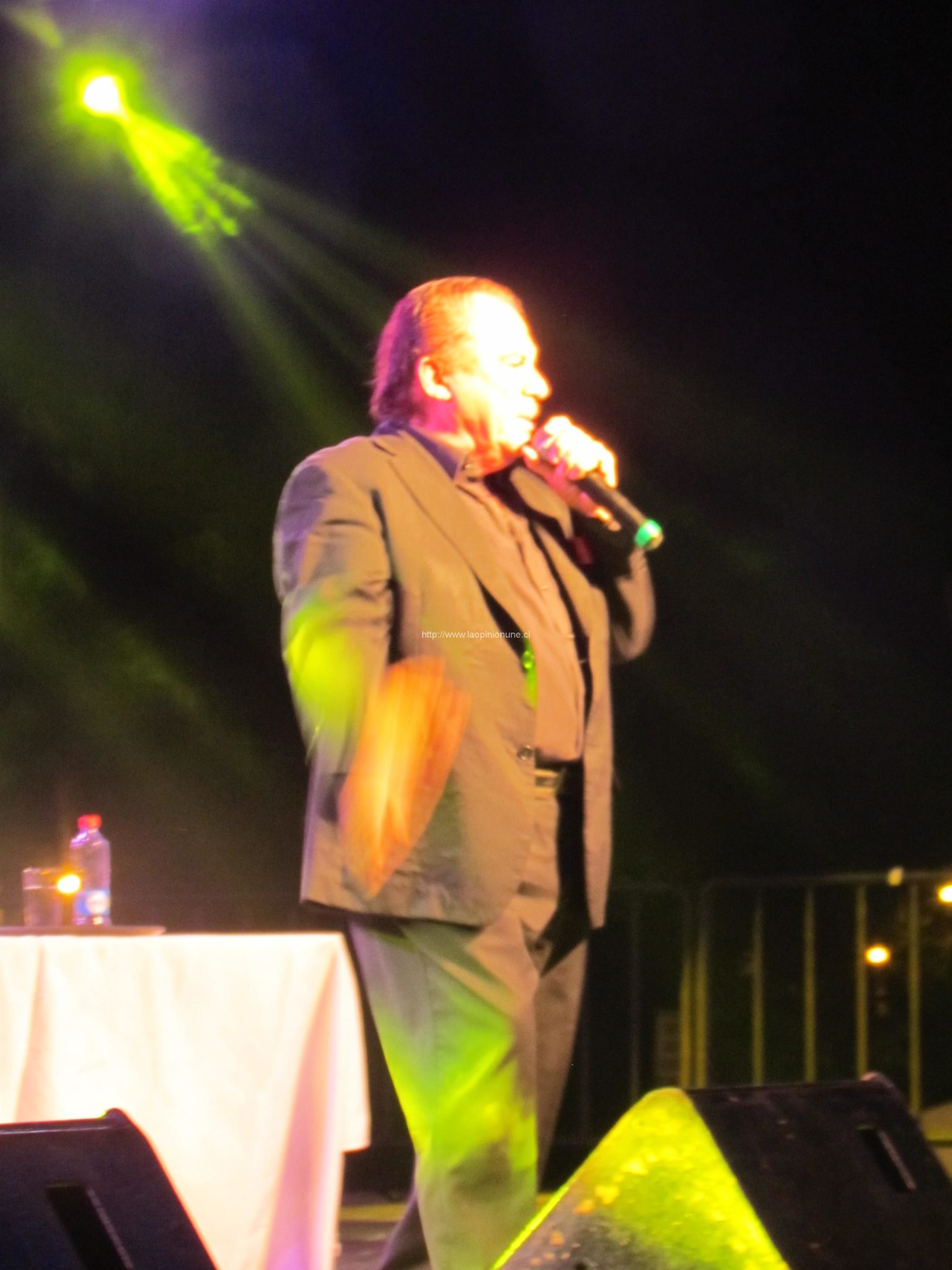 Con la espectacular presentación de Luis Dimas finaliza el IV Festival de la Nueva Ola 2014