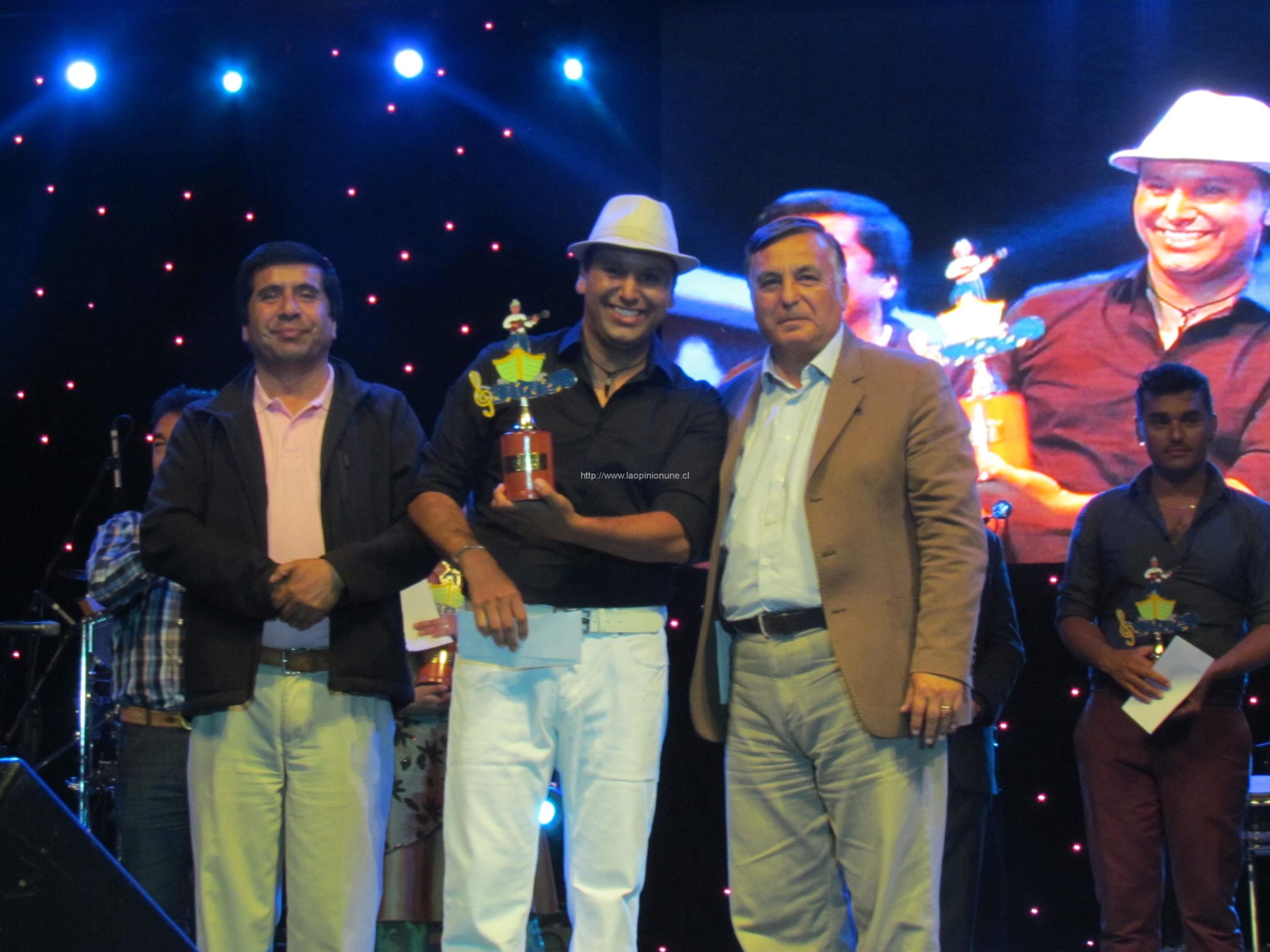 “Del Membrillo Soy” de Nicolás Zegers gana el Festival “Concón, un Canto al Mar”