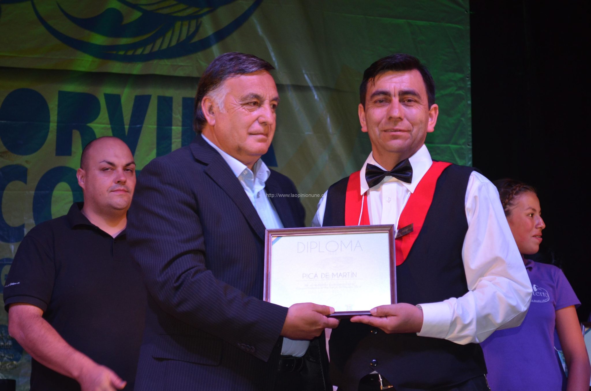 Superada la Meta de La Corvina Más larga del Mundo 2014