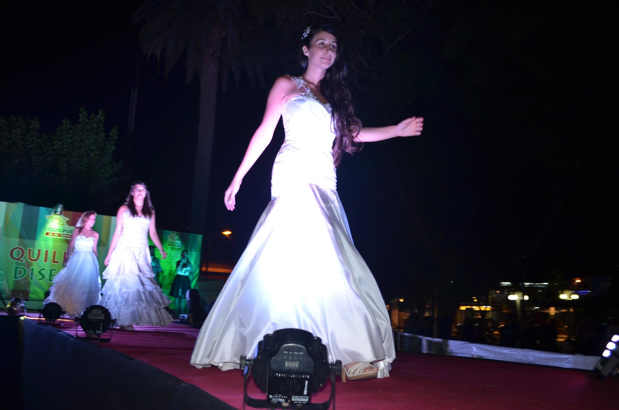 Espectacular desfile “Quilpué Diseño 2014”