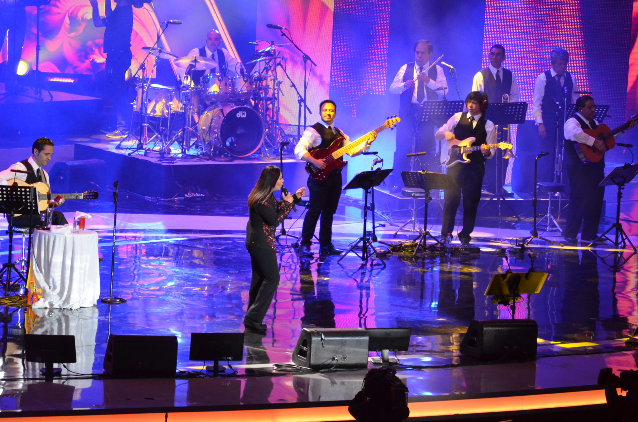 El monstruo al fin despertó en la tercera noche de Festival