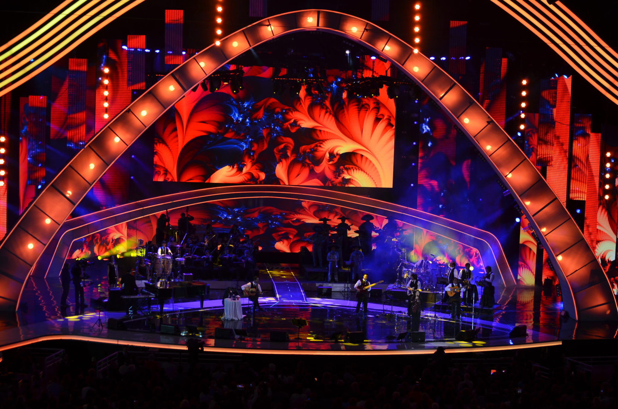 El monstruo al fin despertó en la tercera noche de Festival