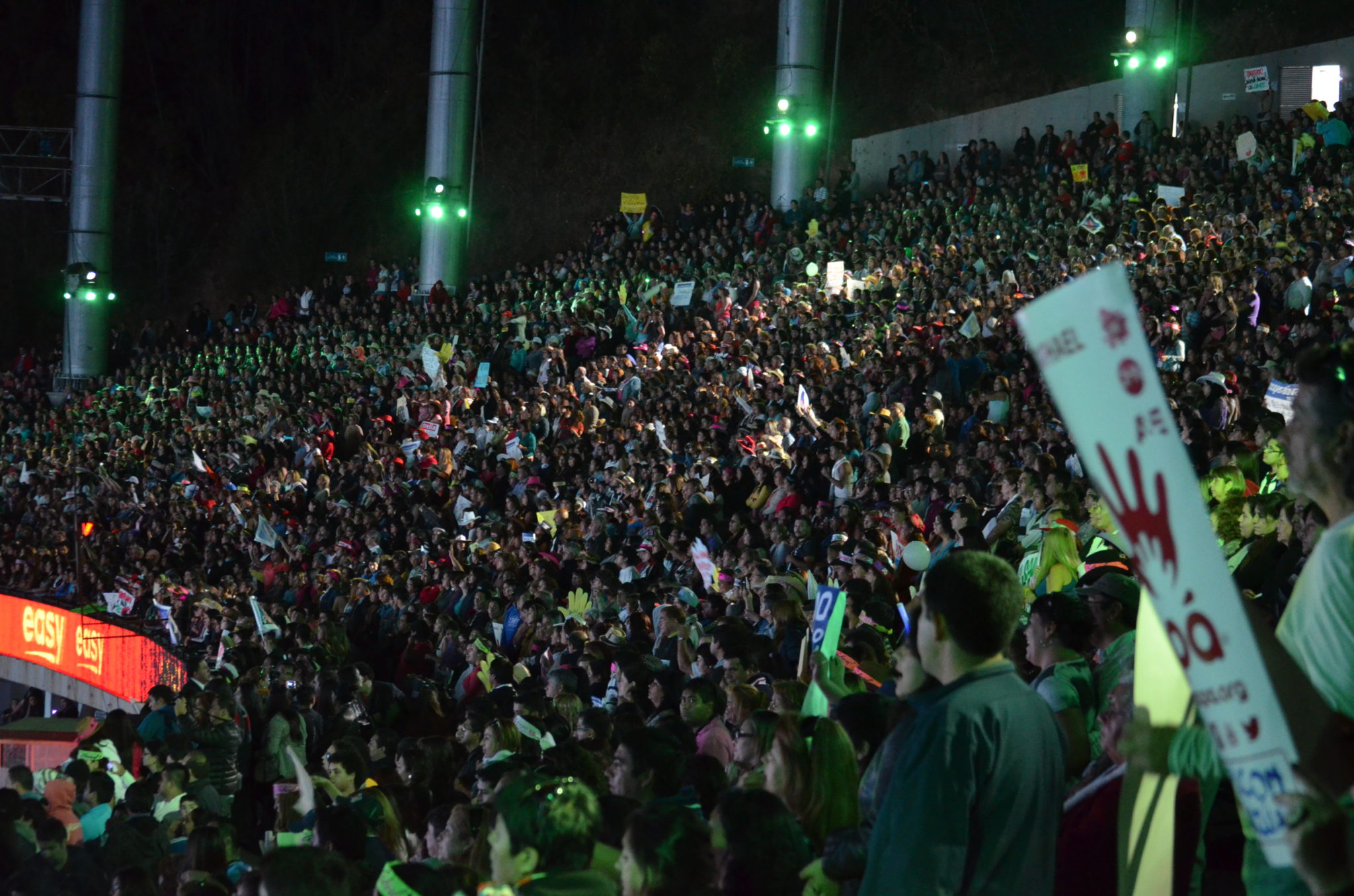 El monstruo al fin despertó en la tercera noche de Festival