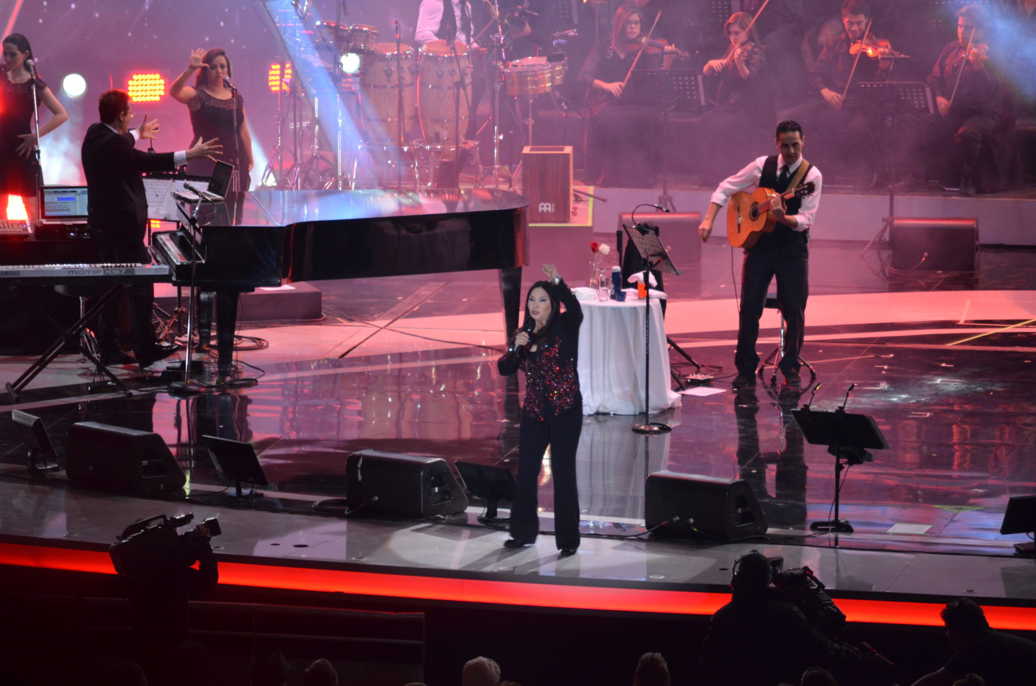El monstruo al fin despertó en la tercera noche de Festival