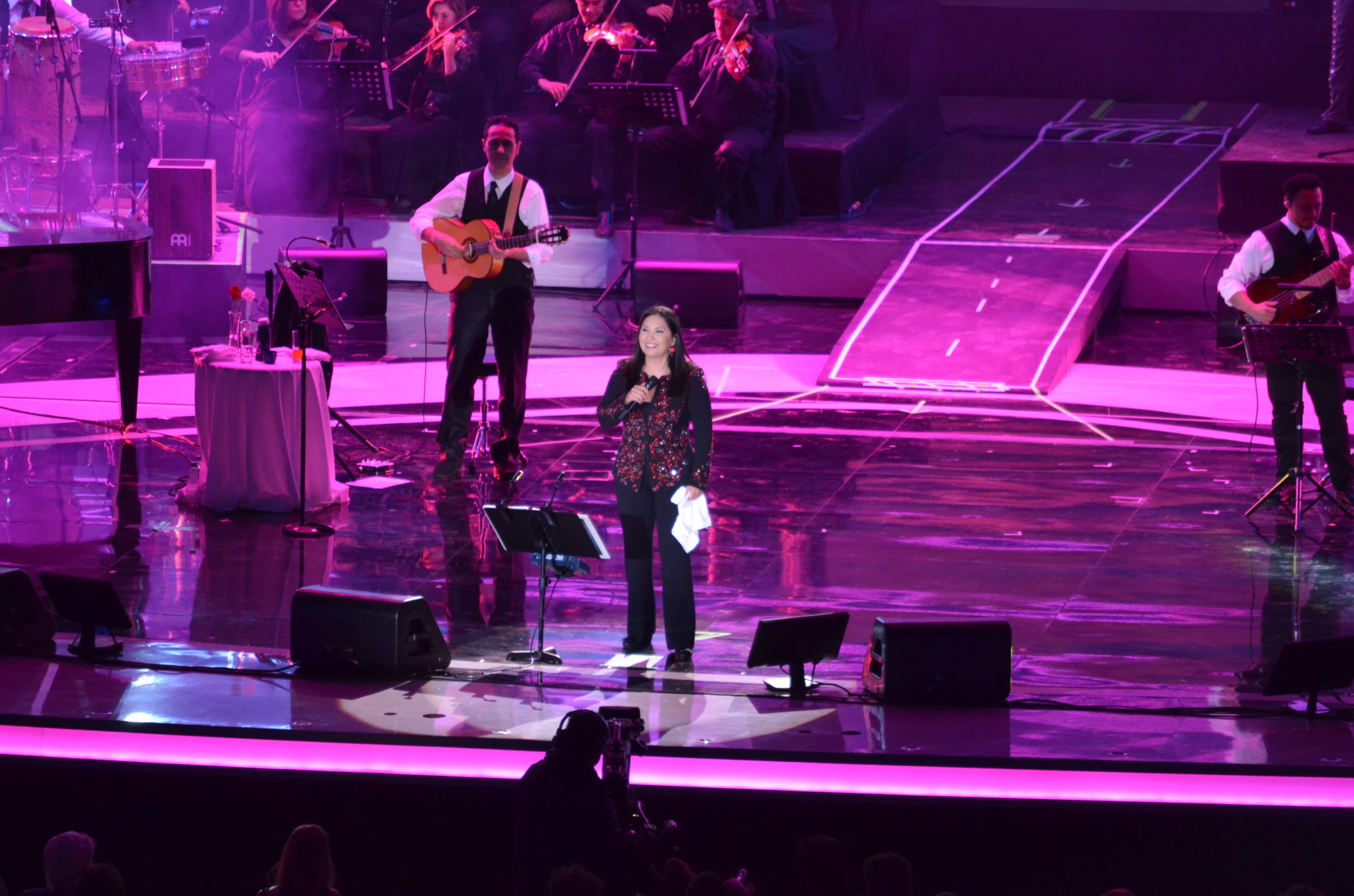 El monstruo al fin despertó en la tercera noche de Festival