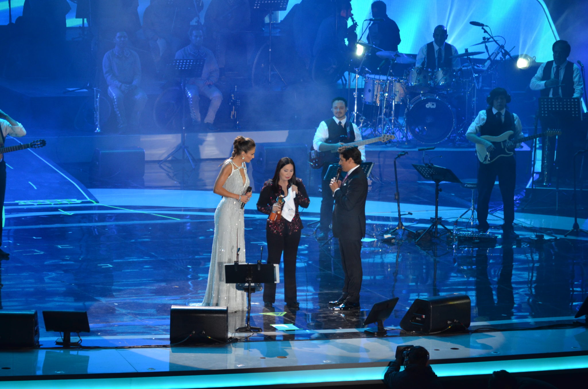 El monstruo al fin despertó en la tercera noche de Festival