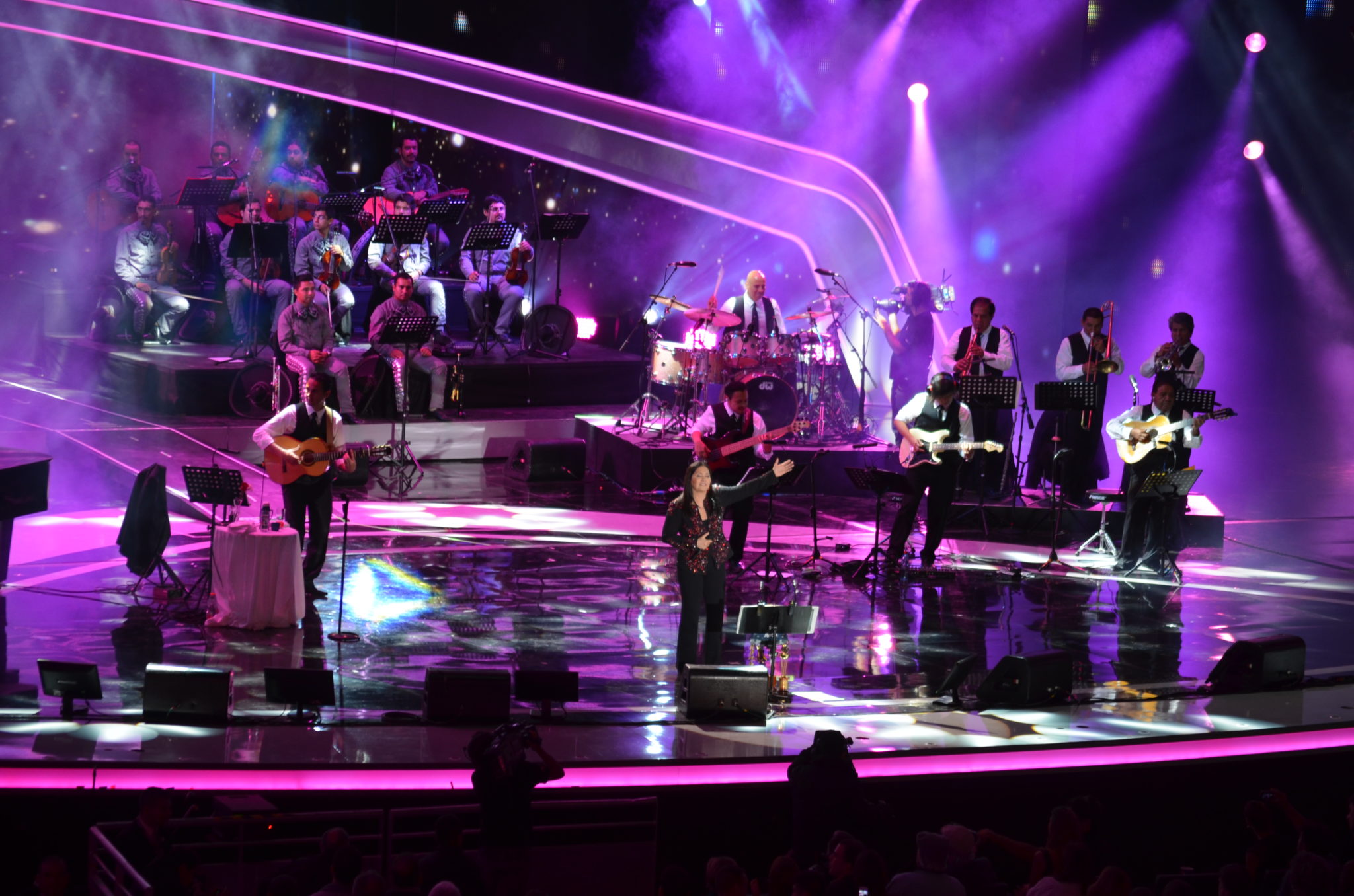 El monstruo al fin despertó en la tercera noche de Festival