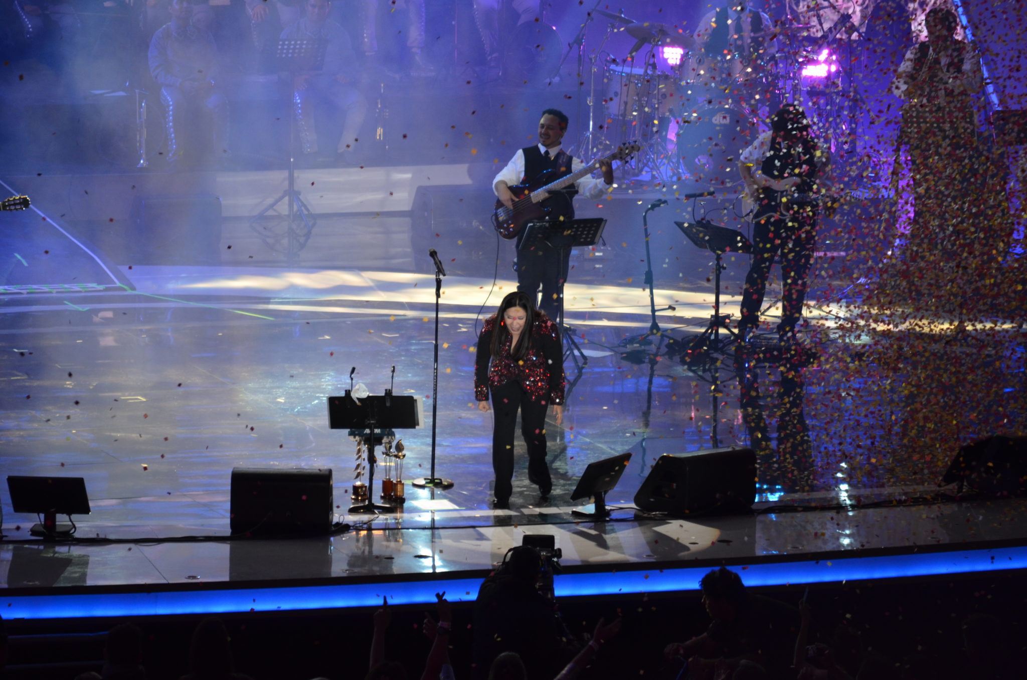 El monstruo al fin despertó en la tercera noche de Festival