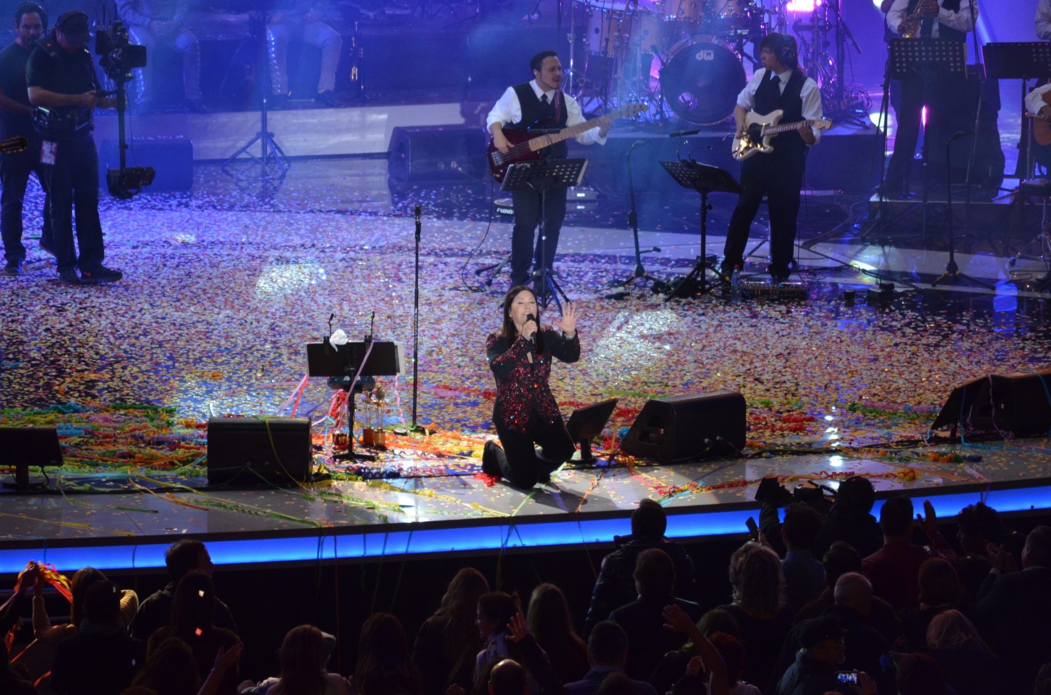 El monstruo al fin despertó en la tercera noche de Festival
