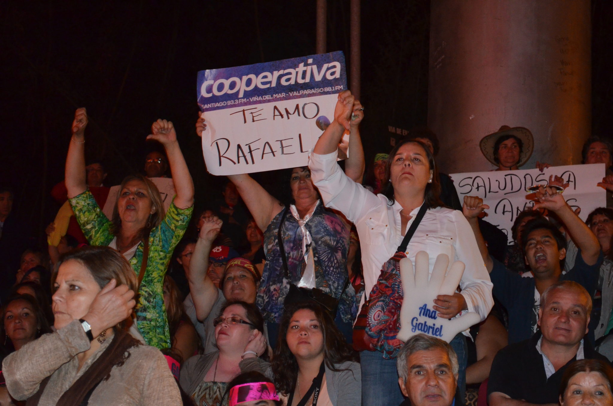 El monstruo al fin despertó en la tercera noche de Festival