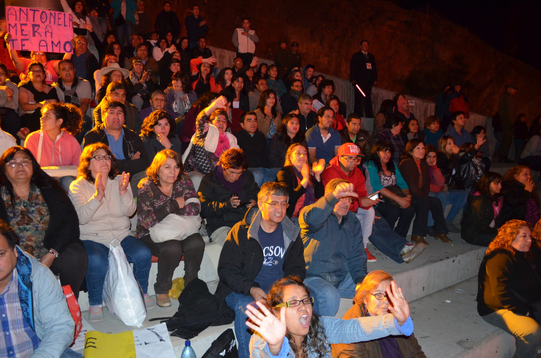 El monstruo al fin despertó en la tercera noche de Festival