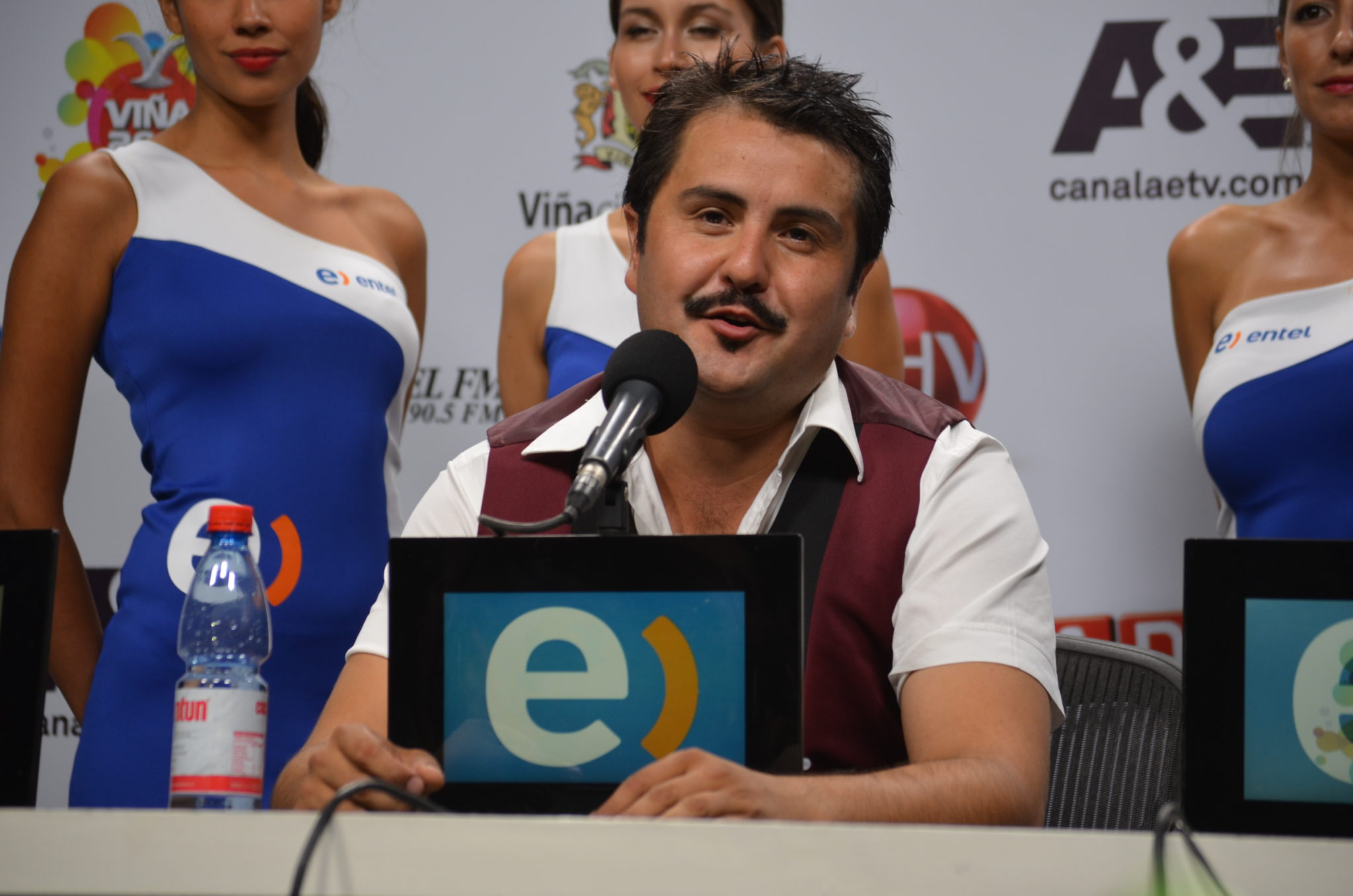 El monstruo al fin despertó en la tercera noche de Festival