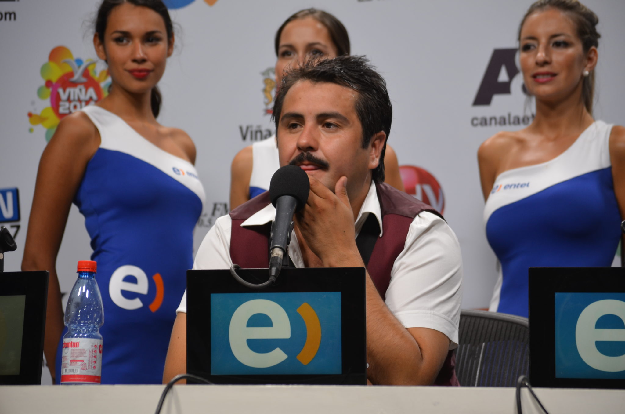 El monstruo al fin despertó en la tercera noche de Festival