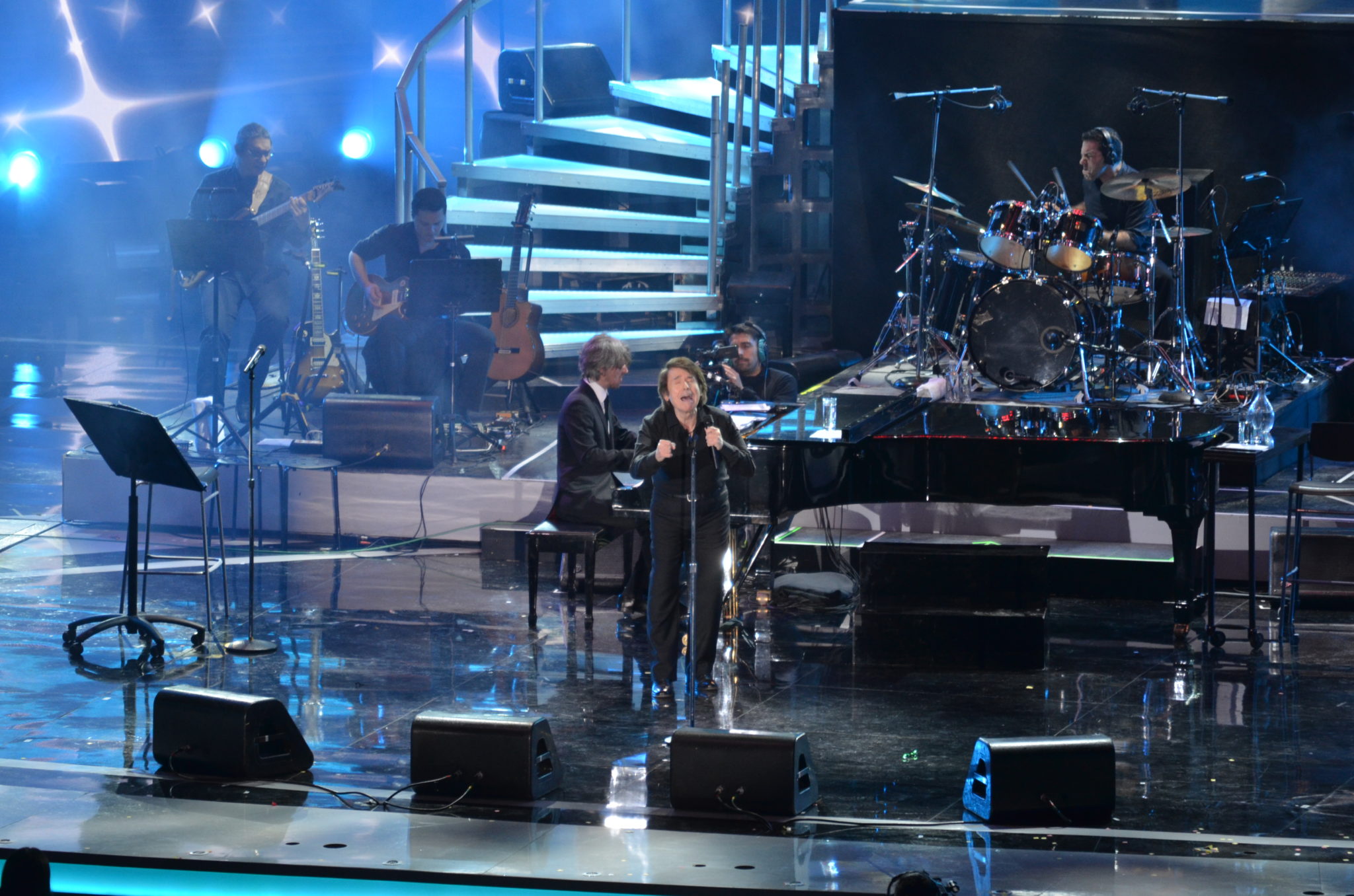 El monstruo al fin despertó en la tercera noche de Festival