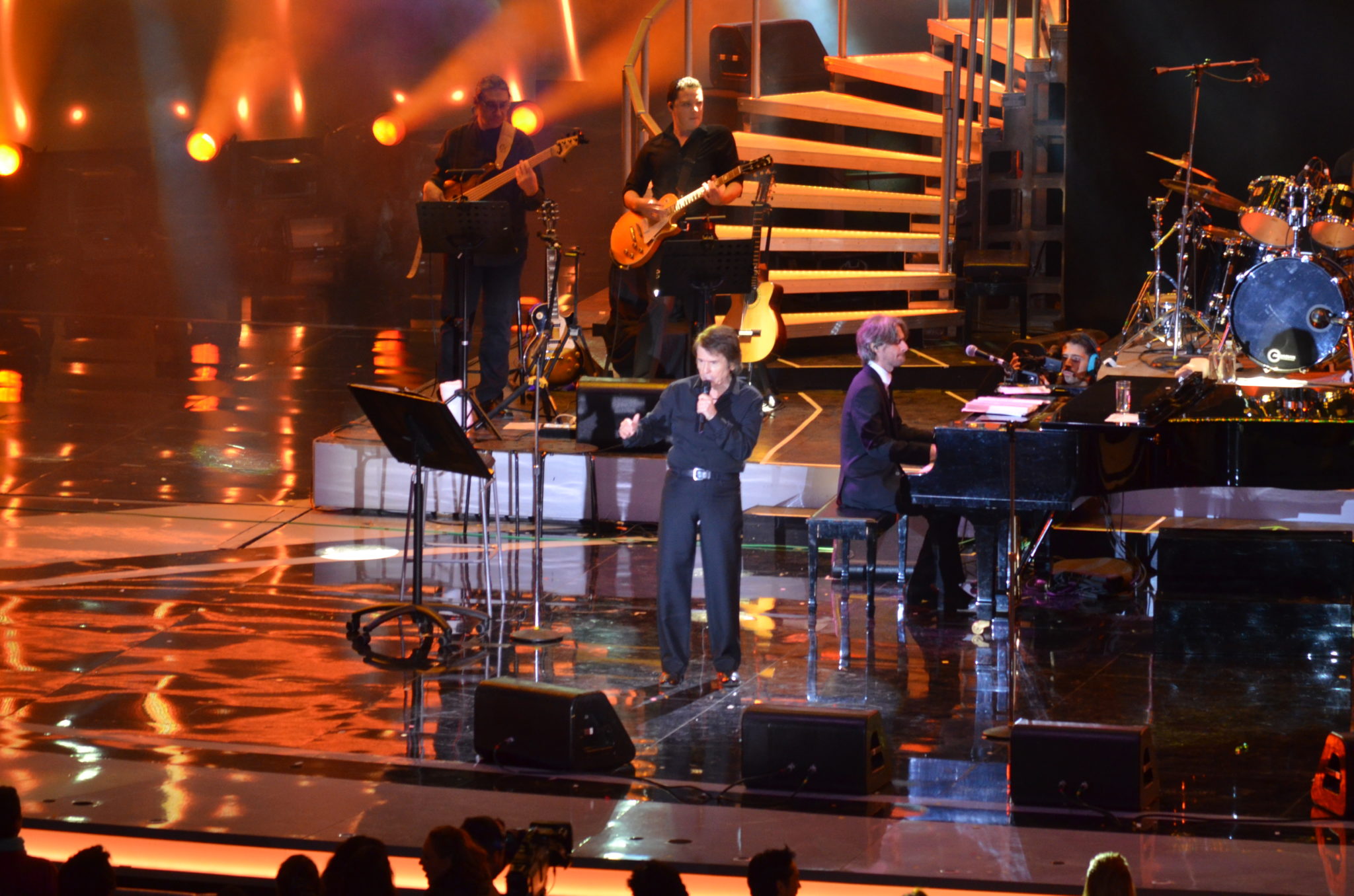 El monstruo al fin despertó en la tercera noche de Festival