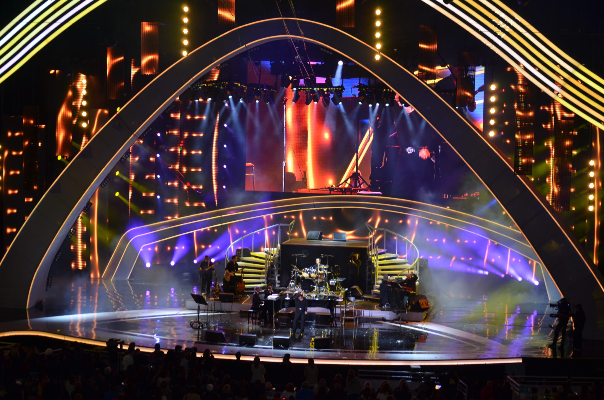 El monstruo al fin despertó en la tercera noche de Festival