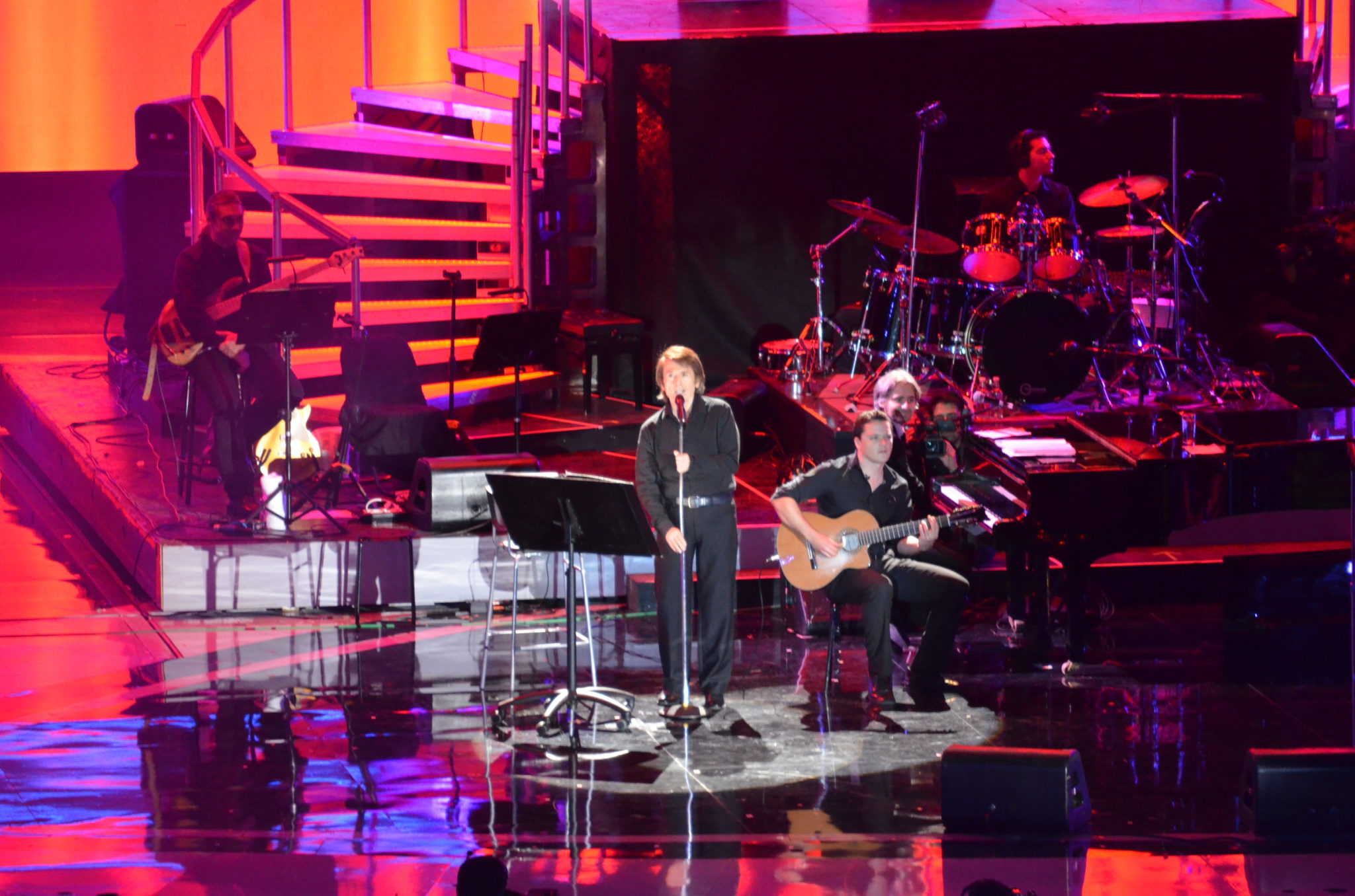 El monstruo al fin despertó en la tercera noche de Festival