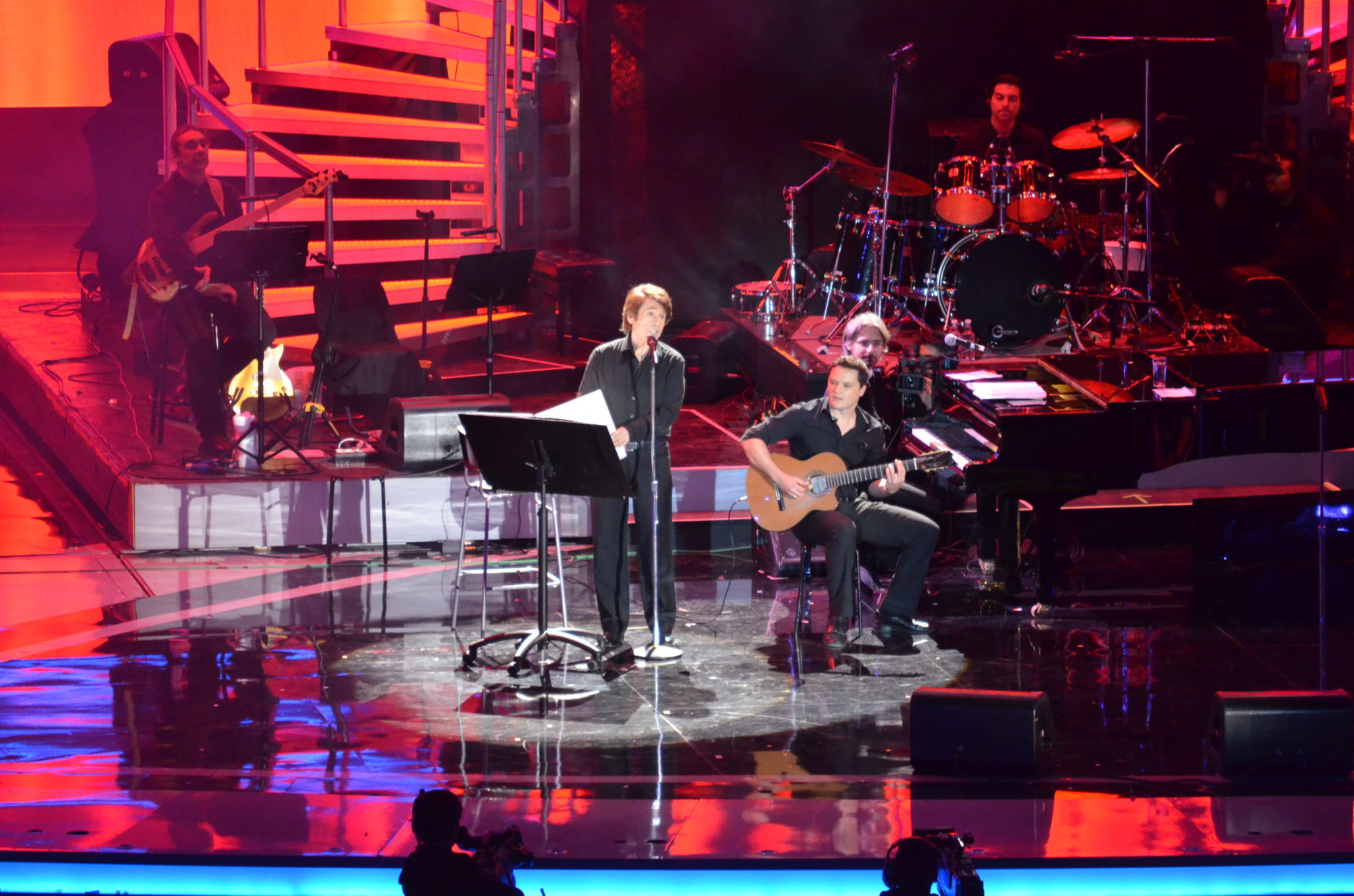 El monstruo al fin despertó en la tercera noche de Festival