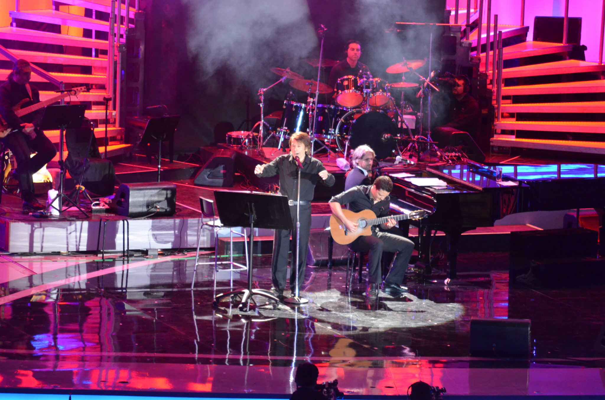 El monstruo al fin despertó en la tercera noche de Festival