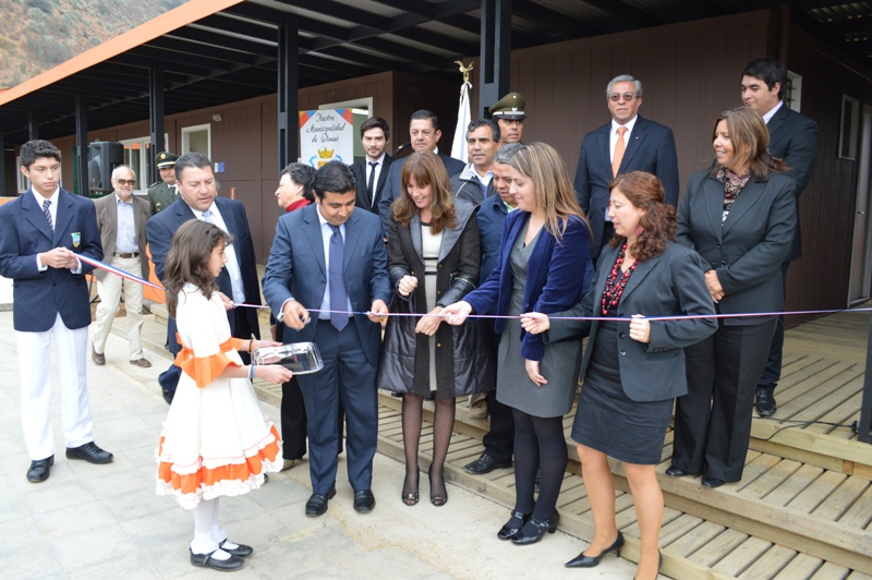 Inauguran dependencias para enseñanza media técnico minera en Quebrada Alvarado