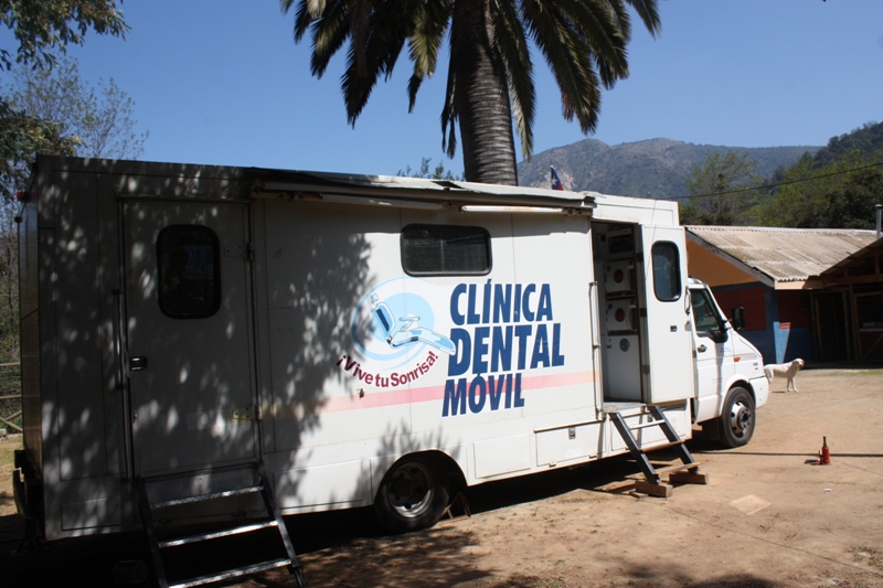 CLÍNICA DENTAL MÓVIL ATENDERÁ A VECINOS DE LAS ALTURAS DE OLMUÉ