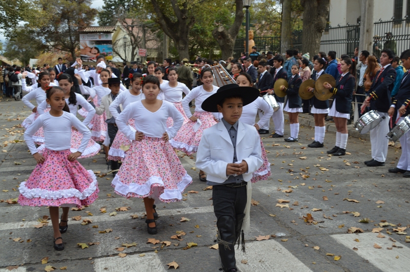 Olmué conmemoró las Glorias Navales con dos desfiles e inaugurando la remodelada Plaza en Quebrada Alvarado