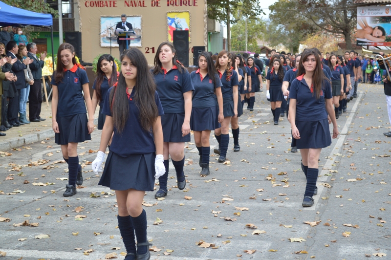 Olmué conmemoró las Glorias Navales con dos desfiles e inaugurando la remodelada Plaza en Quebrada Alvarado
