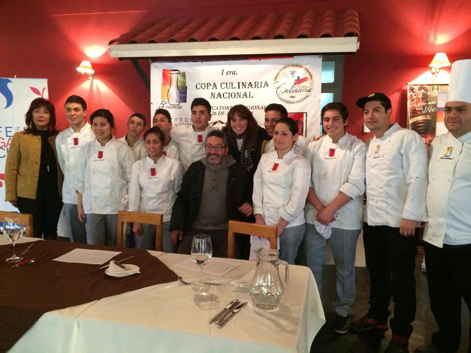 Alumnos del Liceo de Olmué participaron en importante concurso gastronómico nacional con destacados chef de la zona central