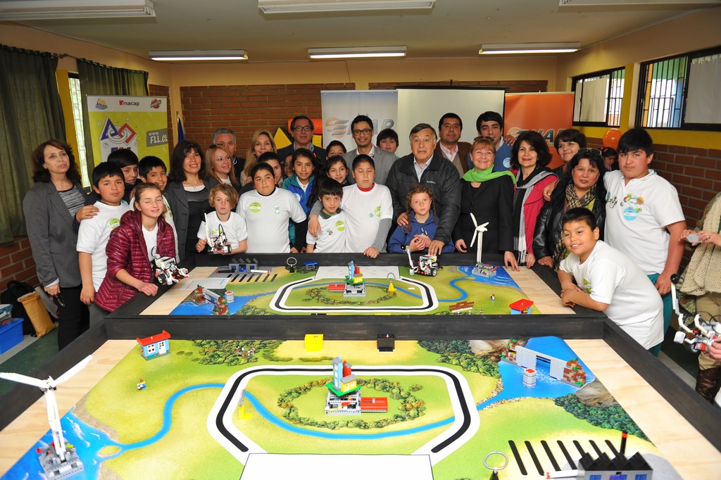 Estudiantes de Concón participan en Innovador Proyecto de Robótica Educativa